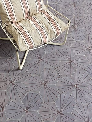 Dandelion---lavender-aubergine-Install-I%280%29
